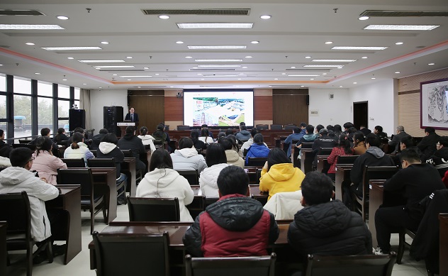 3讲座现场.jpg